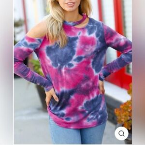 NWOT Navy & Fuchsia Tie Dye Thermal Cold Shoulder Blouse